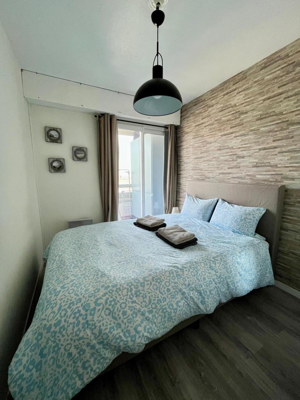 Appartement vue mer et marina, Loggia - Parking Courseulles-sur-Mer Eksteriør bilde